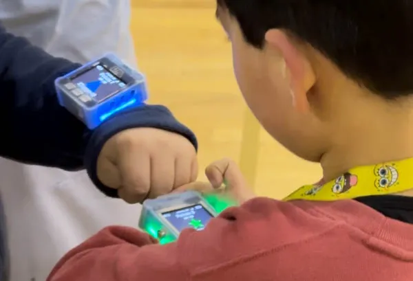 GameTruck ZTAG party with kids wearing wristband trackers